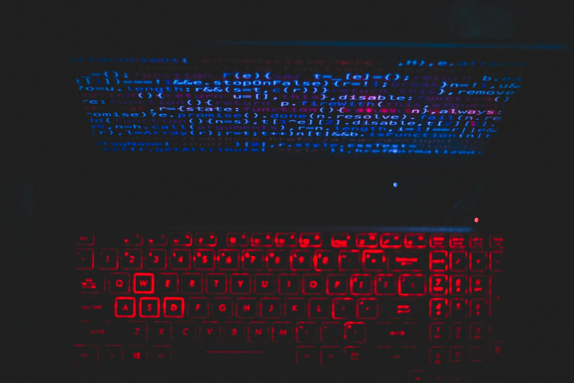 Ilustracja symbolizująca połączenie technologii i kultury w mieście, z naciskiem na cyberbezpieczeństwo w Zabrzu.